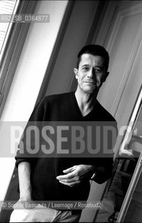 Emmanuel Carrere, 11 novembre 2003  ©Sophie Bassouls/Leemage/Rosebud2