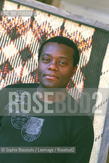 Romuald Fonkoua, 25 novembre 2006  ©Sophie Bassouls/Leemage/Rosebud2