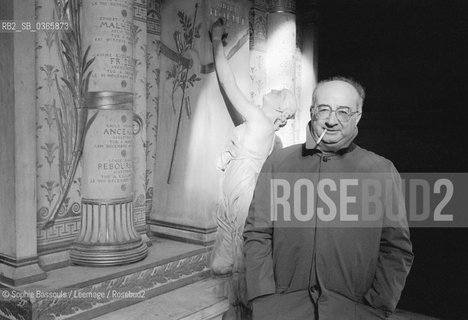 Portrait of Jean Raymond at Paris, le 29 janvier 1986  ©Sophie Bassouls/Leemage/Rosebud2