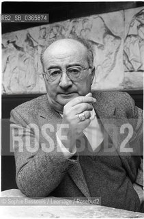 Portrait of Jean Raymond at Paris, le 29 janvier 1986  ©Sophie Bassouls/Leemage/Rosebud2