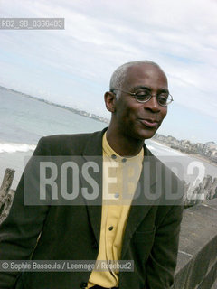 Daniel Maximin, 29 mai 2004  ©Sophie Bassouls/Leemage/Rosebud2