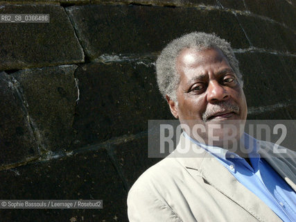 Jean Metellus, 29 mai 2004  ©Sophie Bassouls/Leemage/Rosebud2