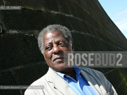 Jean Metellus, 29 mai 2004  ©Sophie Bassouls/Leemage/Rosebud2