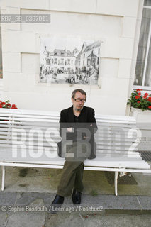 Patrick Rambaud, 31 mai 2009  ©Sophie Bassouls/Leemage/Rosebud2