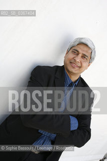 Vikas Swarup, le 22 mai 2010  ©Sophie Bassouls/Leemage/Rosebud2