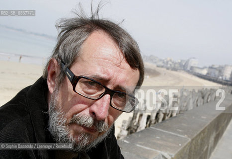 Patrick Rambaud, 3 juin 2006  ©Sophie Bassouls/Leemage/Rosebud2