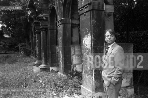 Portrait of Hector Bianciotti, le 28 septembre 1982  ©Sophie Bassouls/Leemage/Rosebud2