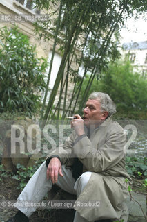 15 Feb 2000 --- PHILIPPE SOLLERS AT THE GUIMET MUSEUM  ©Sophie Bassouls/Leemage/Rosebud2