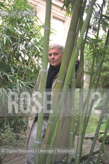 15 Feb 2000 --- PHILIPPE SOLLERS AT THE GUIMET MUSEUM  ©Sophie Bassouls/Leemage/Rosebud2