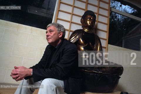 15 Feb 2000 --- PHILIPPE SOLLERS AT THE GUIMET MUSEUM  ©Sophie Bassouls/Leemage/Rosebud2