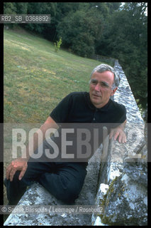 Portrait of Jean-Claude (Jean Claude) Guillebaud le 1 juillet 1999  ©Sophie Bassouls/Leemage/Rosebud2