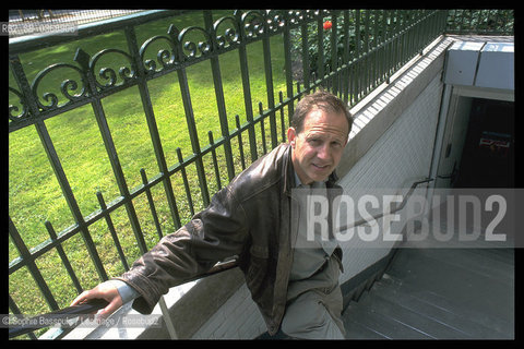 Portrait of Tim Parks le 18 juin 1999  ©Sophie Bassouls/Leemage/Rosebud2