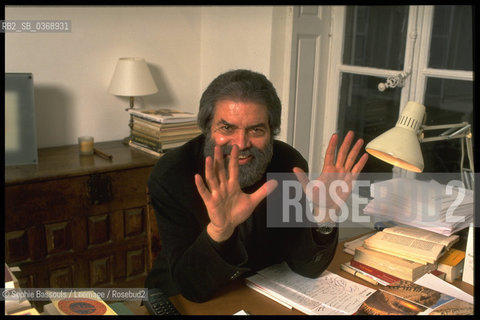 Portrait of Marek Halter le 7 janvier 1999  ©Sophie Bassouls/Leemage/Rosebud2