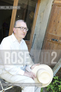 Jean-Claude (Jean Claude) Milner, le 10 aout 2012  ©Sophie Bassouls/Leemage/Rosebud2