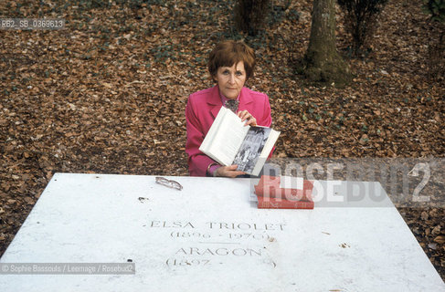 Portrait of Dominique Desanti, le 24 juin 1984, Saint-Arnoult-en-Yvelines, France  ©Sophie Bassouls/Leemage/Rosebud2