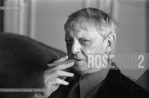 22 Sep 1981, France --- Writer Anthony Burgess  ©Sophie Bassouls/Leemage/Rosebud2