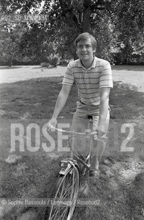 Portrait of Didier Van Cauwelaert le 16 juin 1986  ©Sophie Bassouls/Leemage/Rosebud2