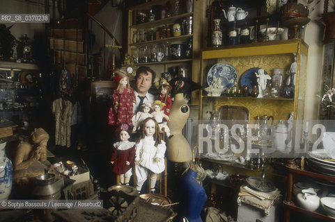 Portrait of Robert Capia at Paris, le 7 octobre 1986  ©Sophie Bassouls/Leemage/Rosebud2