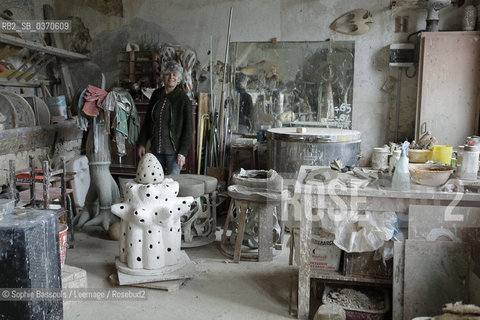 Portrait of Agnes Debizet dans son atelier - 05/02/2016  ©Sophie Bassouls/Leemage/Rosebud2