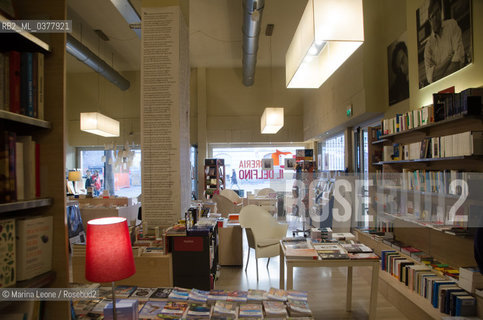 La libreria il Delfino è stata riconosciuta Miglior Libreria dItalia dalla  Scuola per Librai Umberto ed Elisabetta Mauri. Pavia, 5 Marzo 2019 Il Delfino bookstore was awarded as Best Italian bookstore by  Scuola per Librai Umberto ed Elisabetta Mauri. Pavia, March 5th, 2019 ©Marina Leone/Rosebud2