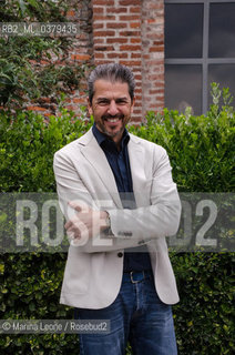 Lo chef Italiano Andrea Berton in posa alla Fabbrica del Vapore in occasione di Cibo a Regola dArte. Milano, 17 maggio 2019 Italian chef Andrea Berton poses at Fabbrica del Vapore for Cibo a Regola dArte event. Milan, May 17th, 2019 ©Marina Leone/Rosebud2