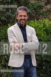 Lo chef Italiano Andrea Berton in posa alla Fabbrica del Vapore in occasione di Cibo a Regola dArte. Milano, 17 maggio 2019 Italian chef Andrea Berton poses at Fabbrica del Vapore for Cibo a Regola dArte event. Milan, May 17th, 2019 ©Marina Leone/Rosebud2