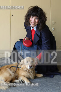 Ilaria Gaspari with Emilio,Lecco,  30/04/2022, writer, philosopher..Ilaria Gaspari con il suo cane Emilio, Lecco, 30/04/2022, scrittrice, filosofa. ©Roberto Gandola/Rosebud2