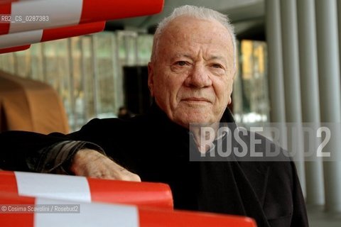 Rome, 12-02-2014.Culture.Art critic Achille Bonito Oliva presents his tv program Fuori quadro, pictured at MAXXI Museum in Rome.In the photo Achille Bonito Oliva ©Cosima Scavolini/Rosebud2