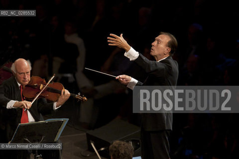 conductor Claudio Abbado with Mozart Orchestra 2008 ©Marco Nirmal Caselli/Rosebud2
