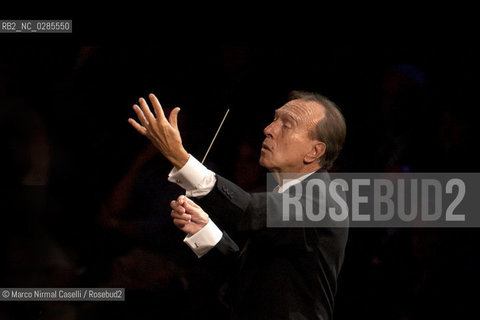conductor Claudio Abbado with Mozart Orchestra 2008 ©Marco Nirmal Caselli/Rosebud2