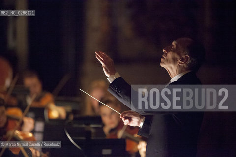 MCO - Claudio Abbado - Martha Argerich 5 marzo 2012 .Teatro Comunale di Ferrara.Mahler Chamber Orchestra.Claudio Abbado, direttore.Martha Argerich, pianoforte ©Marco Nirmal Caselli/Rosebud2