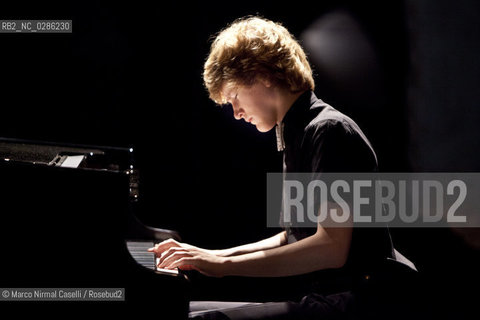 JAN LISIECKI piano 15_06_2011 ©Marco Nirmal Caselli/Rosebud2