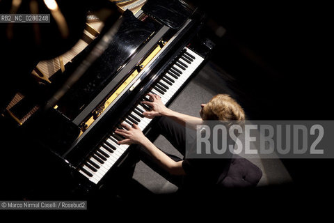 JAN LISIECKI piano 15_06_2011 ©Marco Nirmal Caselli/Rosebud2