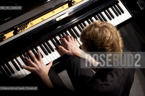 JAN LISIECKI piano 15_06_2011 ©Marco Nirmal Caselli/Rosebud2