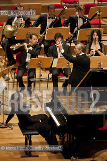 ORCHESTRA MOZART CLAUDIO ABBADO direttore.HÉLÈNE GRIMAUD pianoforte Bologna, Auditorium Manzoni  31 Maggio 2011 ©Marco Nirmal Caselli/Rosebud2