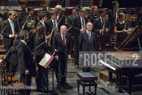 STAGIONE 2012/2013 FERRARA MUSICA   Concerto straordinario per la città di Ferrara.Domenica 23 settembre 2012.Teatro Comunale di Ferrara..LUCERNE FESTIVAL ORCHESTRA.MAURIZIO POLLINI, pianoforte/piano.CLAUDIO ABBADO, direttore/conductor ©Marco Nirmal Caselli/Rosebud2