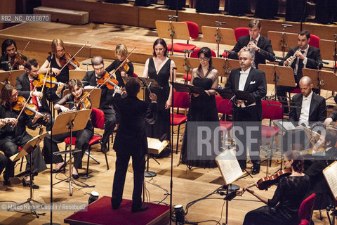 ORCHESTRA MOZART.ARNOLD SCHOENBERG CHOR.CLAUDIO ABBADO, direttore.RACHEL HARNISCH, soprano.SARA MINGARDO, contralto.JAVIER CAMARENA e PAOLO FANALE, tenori.ALEX ESPOSITO, basso 11 giungno 2012 Bologna ©Marco Nirmal Caselli/Rosebud2