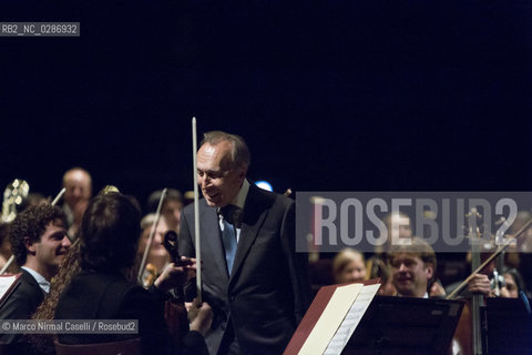 STAGIONE 2012/2013 FERRARA MUSICA   Concerto straordinario per la città di Ferrara.Domenica 23 settembre 2012.Teatro Comunale di Ferrara..LUCERNE FESTIVAL ORCHESTRA.MAURIZIO POLLINI, pianoforte/piano.CLAUDIO ABBADO, direttore/conductor ©Marco Nirmal Caselli/Rosebud2