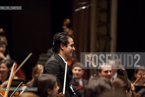 FERRARA MUSICA stagione 2010/11 MAHLER CHAMBER ORCHESTRA.ORCHESTRA MOZART.DIEGO MATHEUZ,direttore.VADIM REPIN, violino  Teatro Comunale di Ferrara ,12 Aprile 2011 ©Marco Nirmal Caselli/Rosebud2