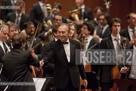 Giovedì 21 aprile 2011 - Roma, Auditorium Parco della Musica (Accademia Nazionale di Santa Cecilia).ORCHESTRA MOZART.MAHLER CHAMBER ORCHESTRA.ESTONIAN PHILHARMONIC CHAMBER CHOIR.CLAUDIO ABBADO direttore.MARTHA ARGERICH pianoforte ©Marco Nirmal Caselli/Rosebud2