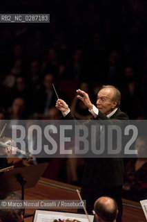 Giovedì 21 aprile 2011 - Roma, Auditorium Parco della Musica (Accademia Nazionale di Santa Cecilia).ORCHESTRA MOZART.MAHLER CHAMBER ORCHESTRA.ESTONIAN PHILHARMONIC CHAMBER CHOIR.CLAUDIO ABBADO direttore.MARTHA ARGERICH pianoforte ©Marco Nirmal Caselli/Rosebud2