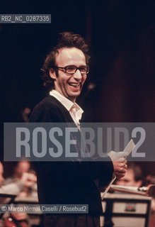 “PIERINO IL LUPO”   CLAUDIO ABBADO direttore dorchestra ROBERTO BENIGNI voce narrante FERRARA MUSICA 10/11/1990 CHAMBER ORCHESTRA SOLISTA:MARCO STROPPA ©Marco Nirmal Caselli/Rosebud2