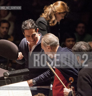 Orchestra Mozart e Orchestra del Maggio Fiorentino Claudio Abbado direttore Diego Matheuz direttore Firenze 22 dicembre 2011 ©Marco Nirmal Caselli/Rosebud2
