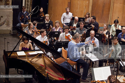 Claudio Abbado conductor Yuja Wang piano FERRARA MUSICA Teatro comunale di Ferrara 2010 ©Marco Nirmal Caselli/Rosebud2