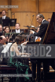 Claudio Abbado conductor Yuja Wang piano FERRARA MUSICA Teatro comunale di Ferrara 2010 ©Marco Nirmal Caselli/Rosebud2