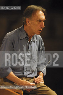 Claudio Abbado conductor / Mahler Chamber Orchestra FERRARA MUSICA 30/05/2001 ©Marco Nirmal Caselli/Rosebud2