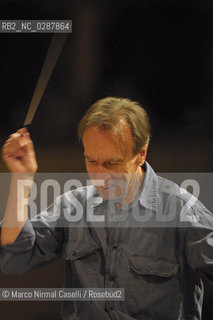 Claudio Abbado conductor / Mahler Chamber Orchestra FERRARA MUSICA 30/05/2001 ©Marco Nirmal Caselli/Rosebud2