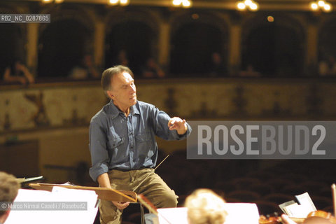 Claudio Abbado conductor / Mahler Chamber Orchestra FERRARA MUSICA 30/05/2001 ©Marco Nirmal Caselli/Rosebud2