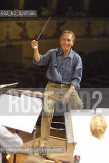 Claudio Abbado conductor / Mahler Chamber Orchestra FERRARA MUSICA 31/05/2001 ©Marco Nirmal Caselli/Rosebud2