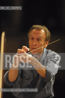 Claudio Abbado conductor / Mahler Chamber Orchestra FERRARA MUSICA 30/05/2001 ©Marco Nirmal Caselli/Rosebud2